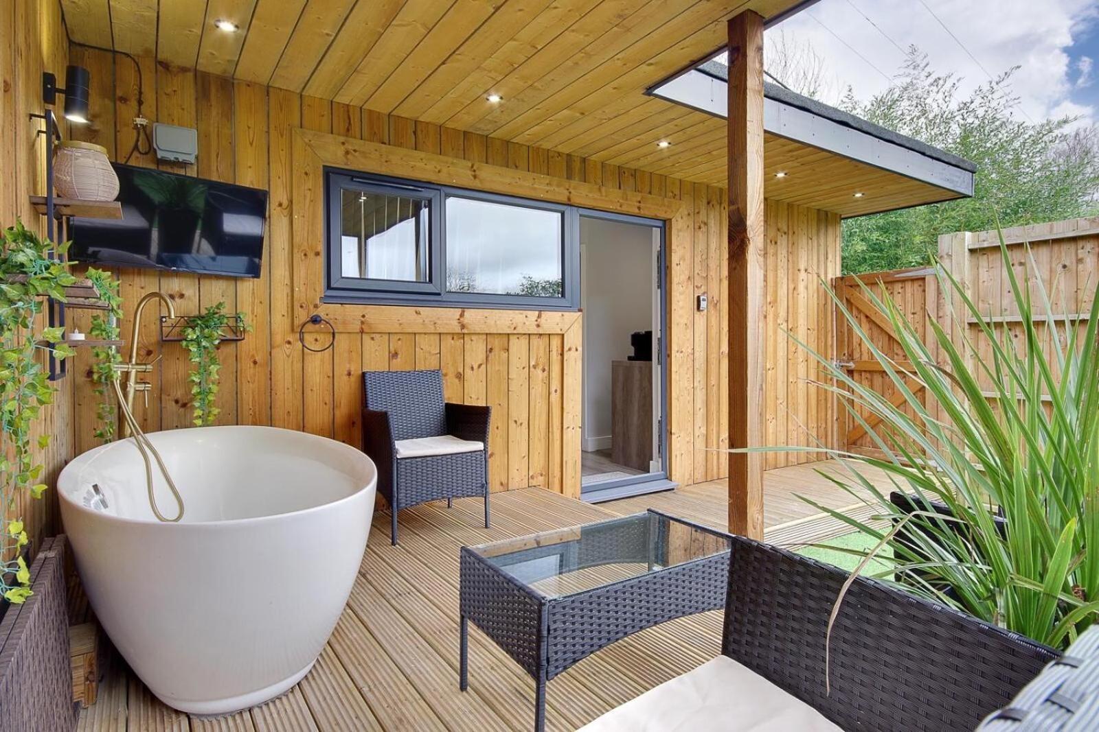 Little Paddock Lodge