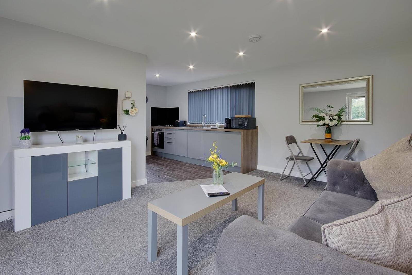 Little Paddock Lodge