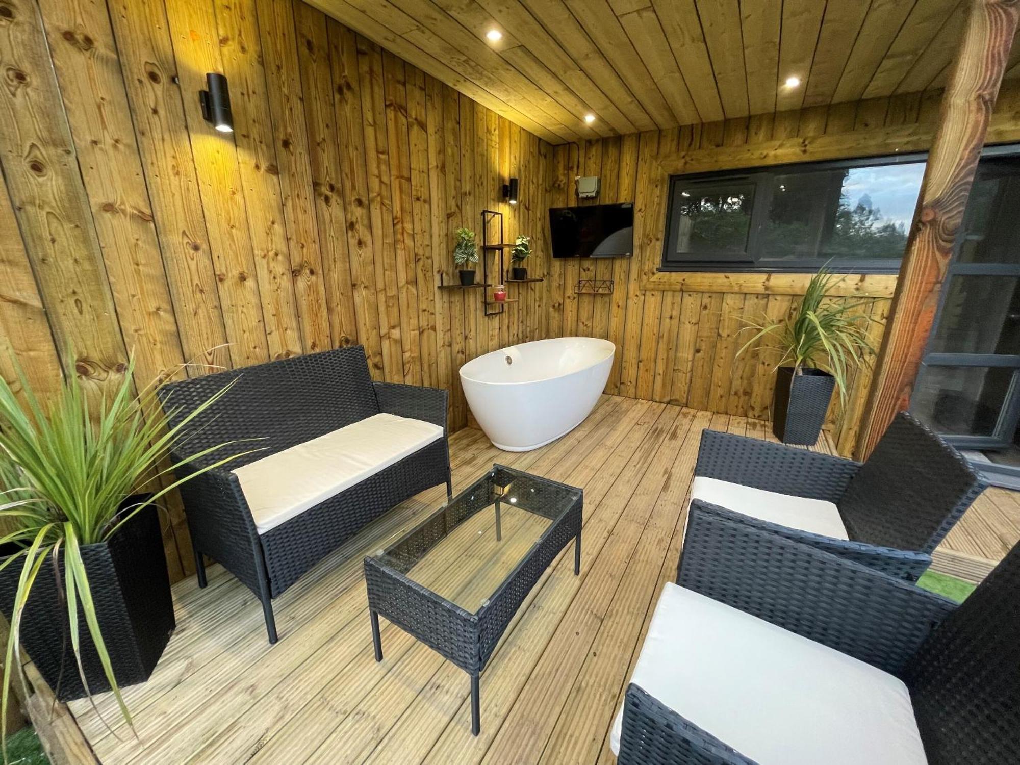 Little Paddock Lodge