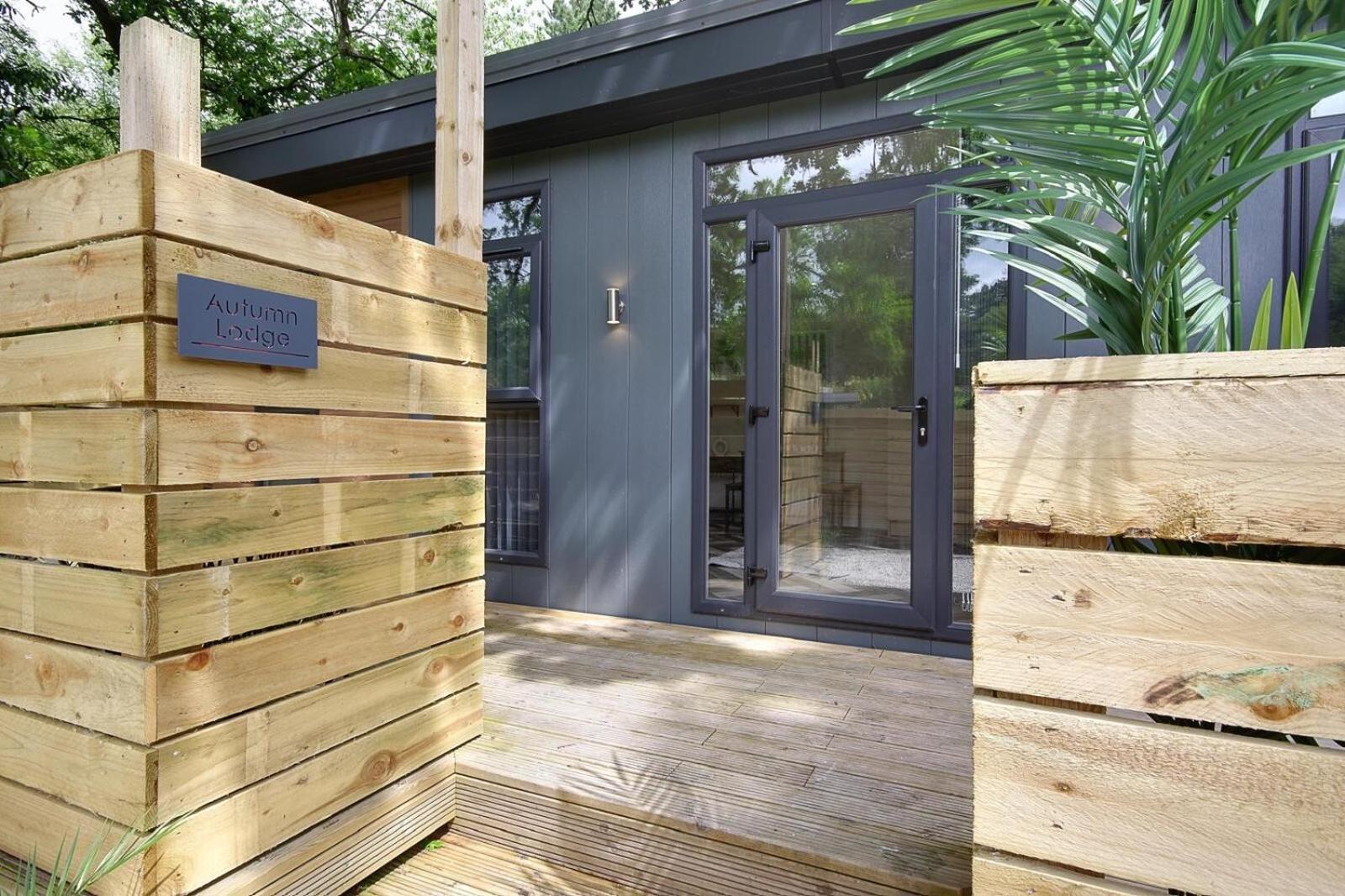 Little Paddock Lodge *